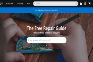 موقع iFixit